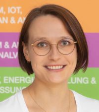 Ing. Jacqueline Miniböck - BellEquip Spezialistin für Antennen und Router