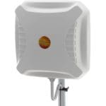 Vorderseite der XPOL-2-5G 2x2 MIMO 5G/4G LTE Richtantenne von Poynting