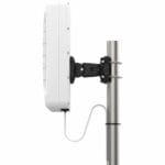 Seitenansicht der XPOL-24 4x4 MIMO 5G Richtantenne von Poynting